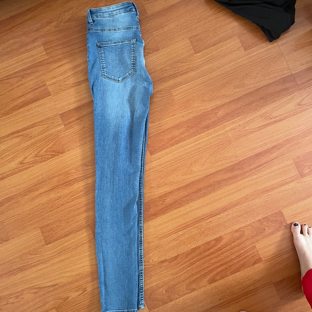 Jeans - Picture 2 of 5